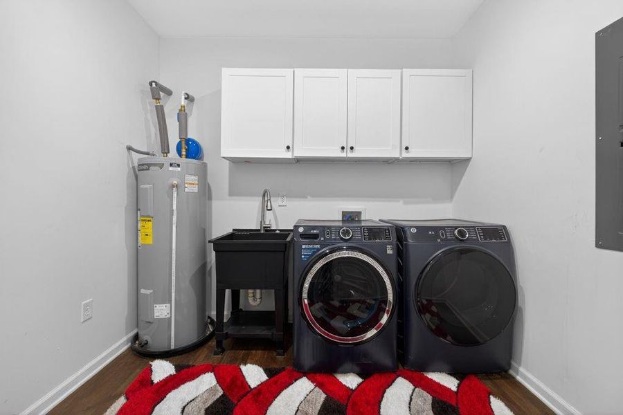 Furnished interior view inside a new home in , Oxford (Image 16).