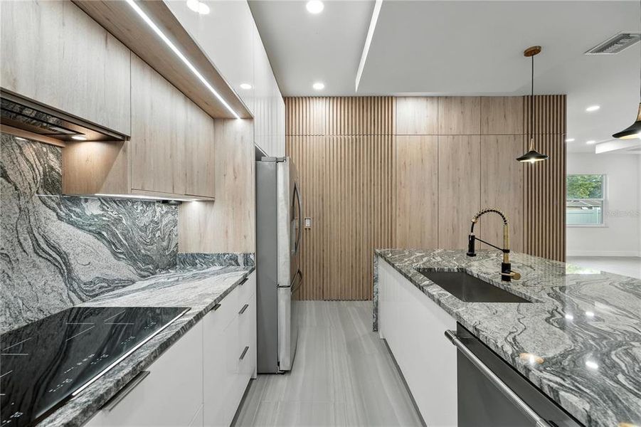 Furnished interior view inside a new home in , Orlando (Image 18). Furnished interior view inside a new home in , Orlando (Image 18).