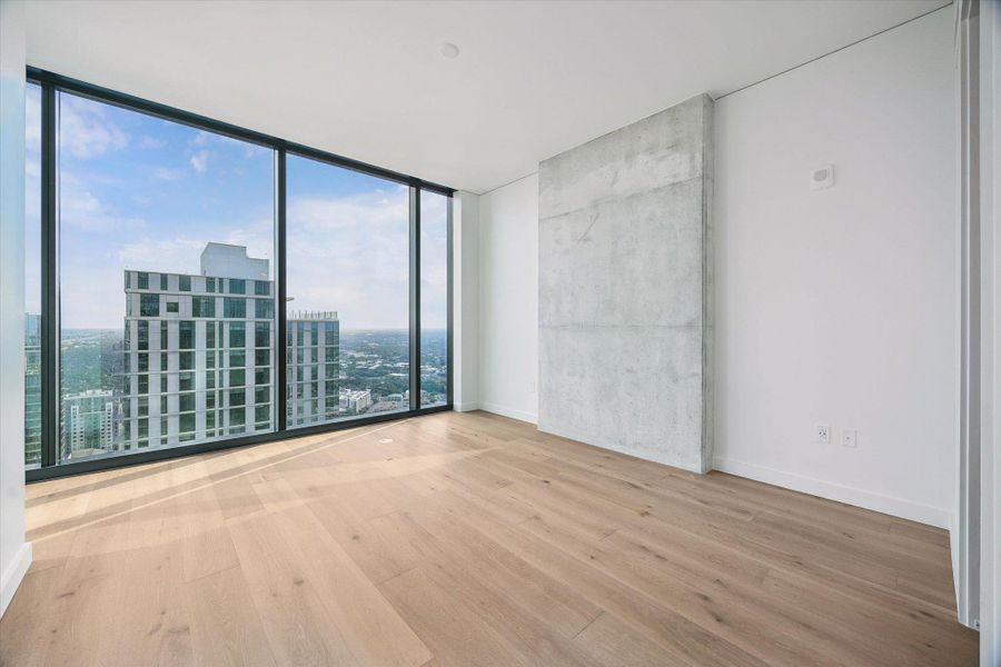Spacious, unfurnished interior of a new home in , Austin (Image 15).