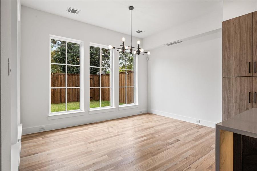 Spacious, unfurnished interior of a new home in , Dallas (Image 33).