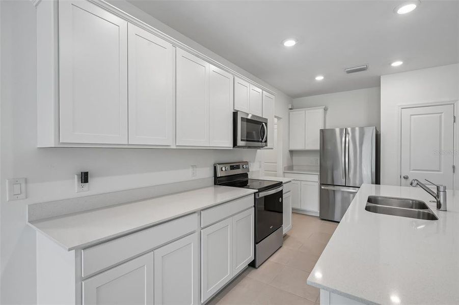 Furnished interior view inside a new home in , Sarasota (Image 13).