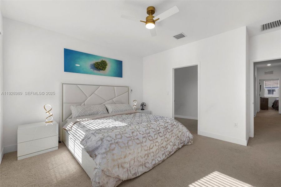 Furnished interior view inside a new home in , Pembroke Pines (Image 31). Furnished interior view inside a new home in , Pembroke Pines (Image 31).