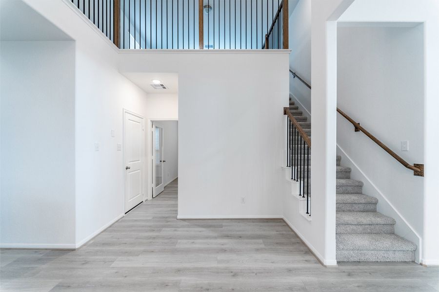 Spacious, unfurnished interior of a new home in Windrose Green, Angleton (Image 14). Spacious, unfurnished interior of a new home in Windrose Green, Angleton (Image 14).