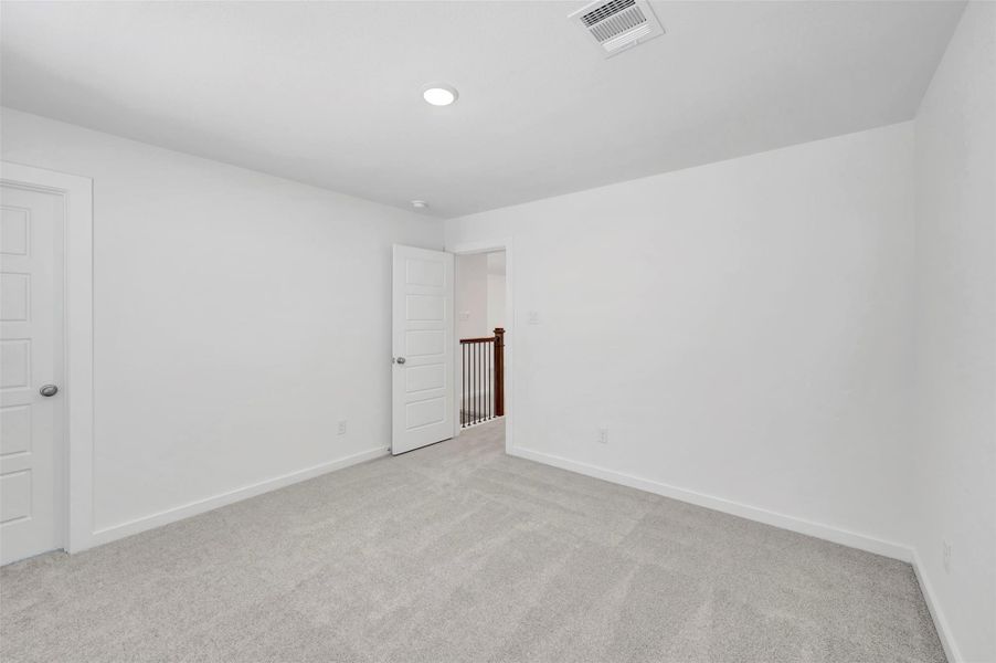 Spacious, unfurnished interior of a new home in Summerview, Fulshear (Image 30).