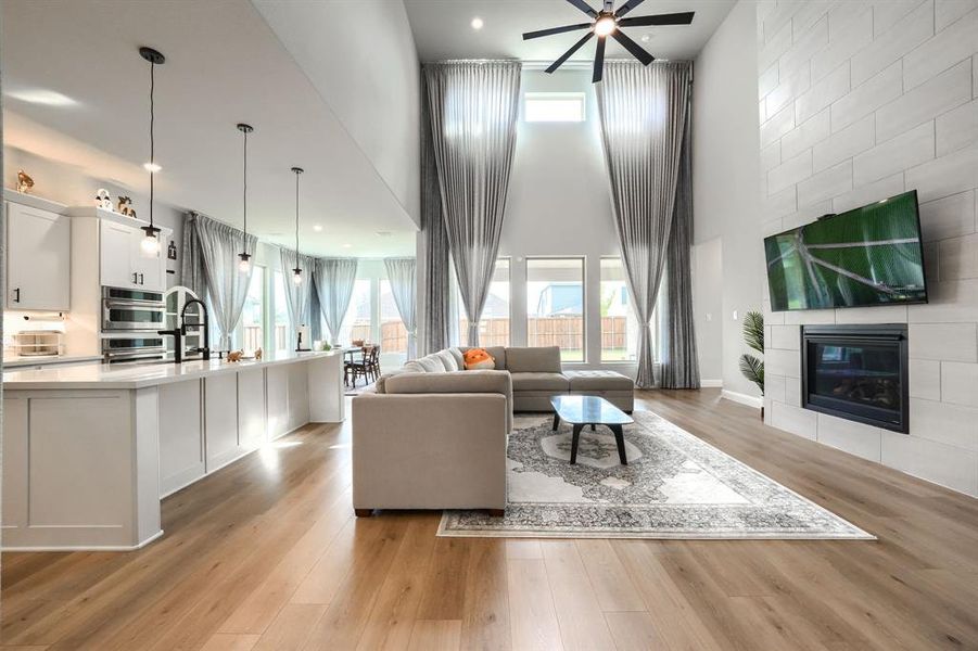 Furnished interior view inside a new home in Cross Creek Meadows, Celina (Image 10).