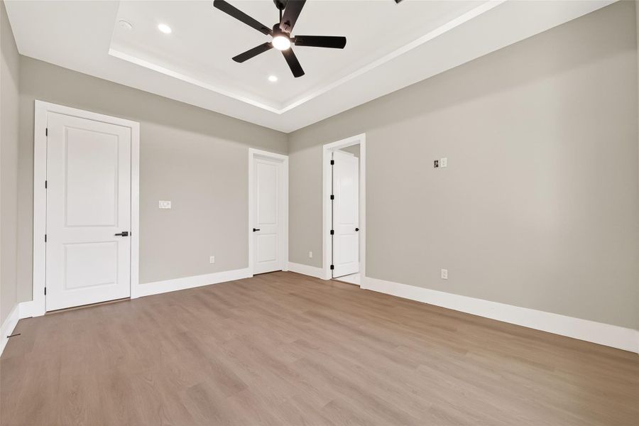 Spacious, unfurnished interior of a new home in , Houston (Image 14).