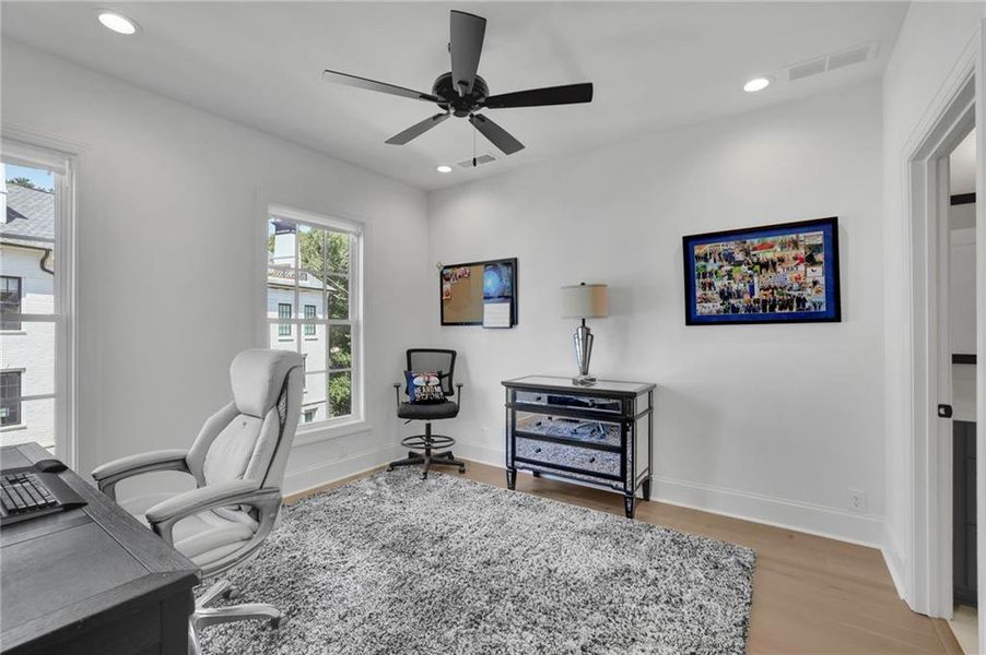 Furnished interior view inside a new home in , Alpharetta (Image 14).