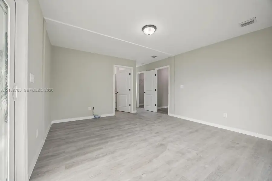 Spacious, unfurnished interior of a new home in , Key Largo (Image 24). Spacious, unfurnished interior of a new home in , Key Largo (Image 24).