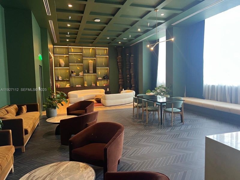 Community amenities in , Miami (Image 7). Community amenities in , Miami (Image 7).