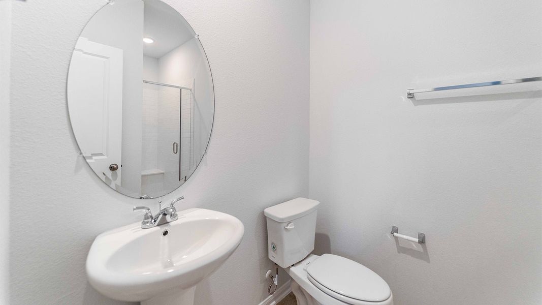 Furnished interior view inside a new home in Paramount, Kyle (Image 11).