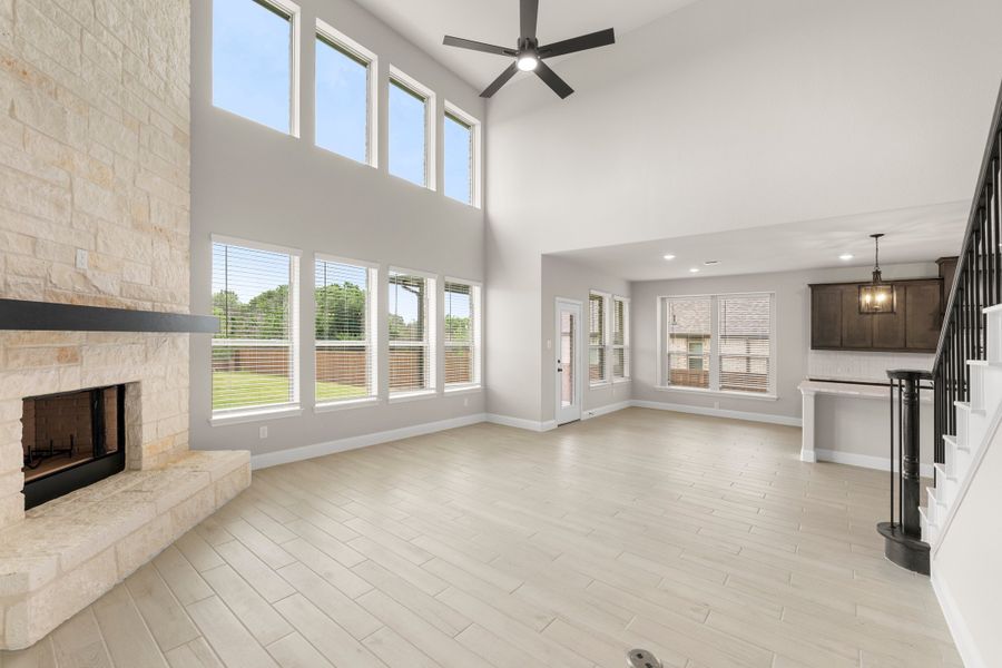 Spacious, unfurnished interior of a new home in Lovers Landing, Forney (Image 16).