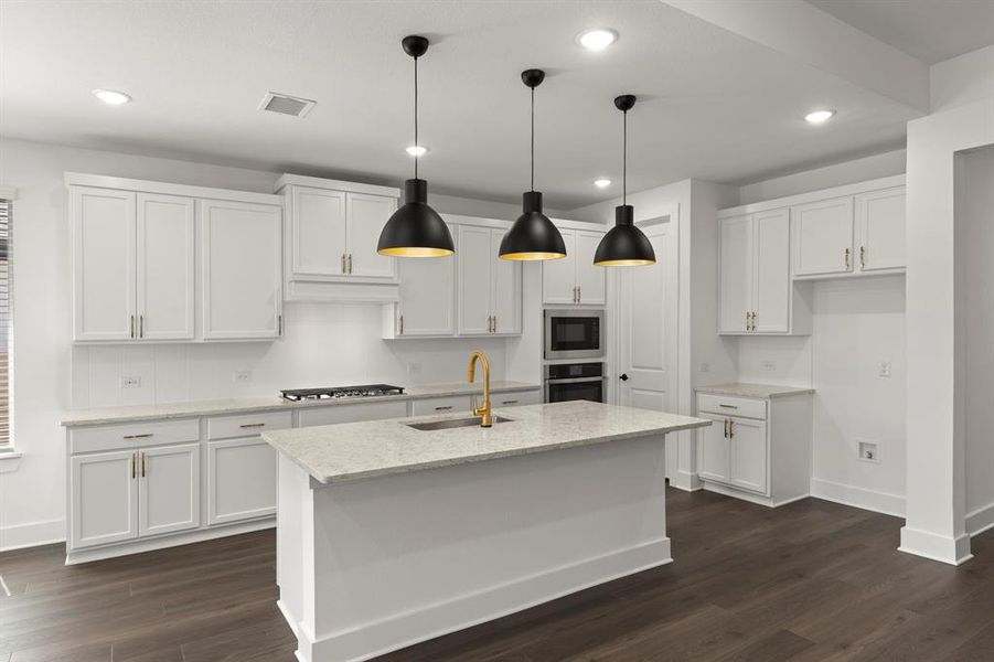 10. 2700 Andorra - Kitchen (2)