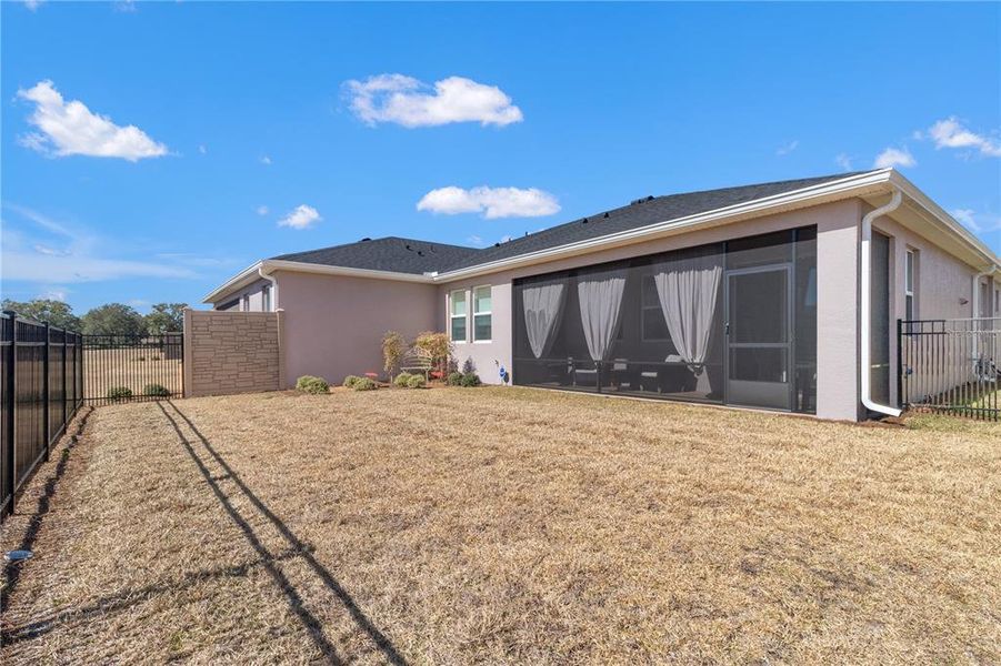 Exterior details and patio area of a home in , Ocala (Image 36). Exterior details and patio area of a home in , Ocala (Image 36).