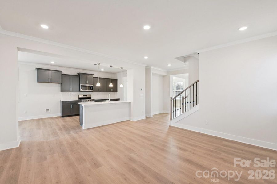 Spacious, unfurnished interior of a new home in Oak Grove Hill, Huntersville (Image 28).