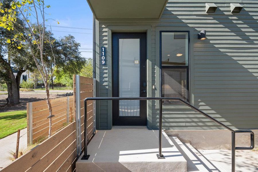 Images are for illustrative purposes only. Photos reflect a similar floor plan and are intended to convey the overall look and feel of the interiors.