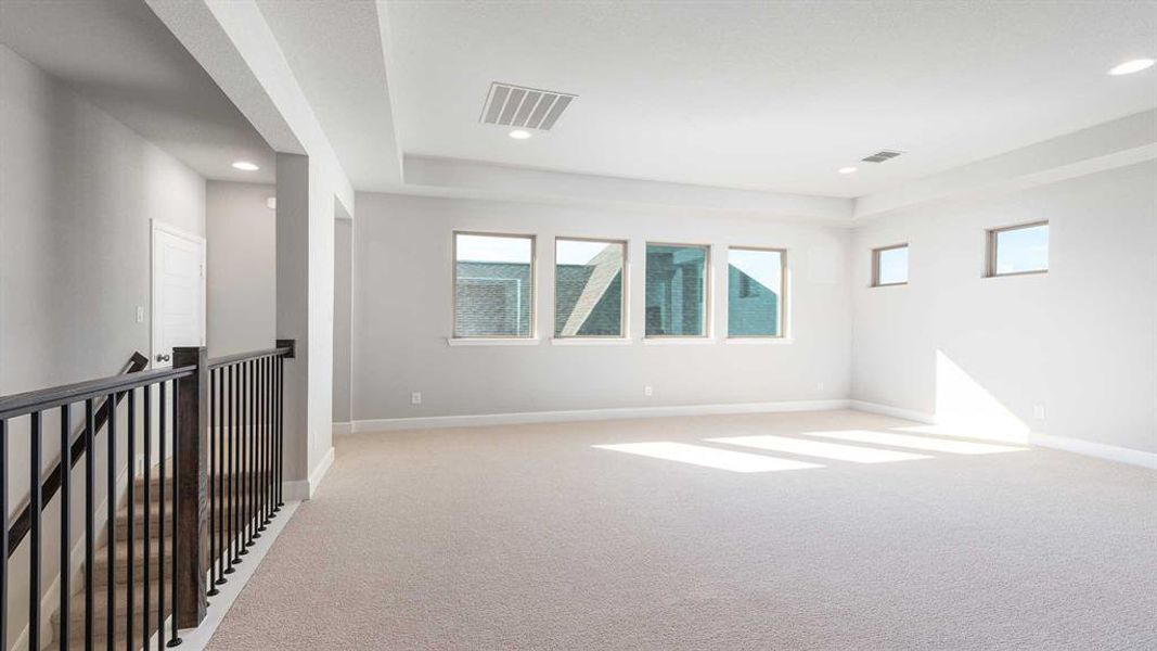 Spacious, unfurnished interior of a new home in Trinity Falls 50', McKinney (Image 25).