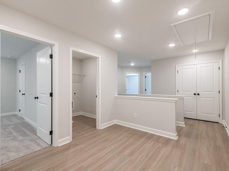 Spacious, unfurnished interior of a new home in Wilkins Walk, Mableton (Image 30).