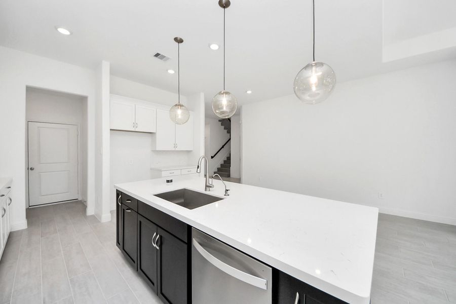 Furnished interior view inside a new home in , Missouri City (Image 8).