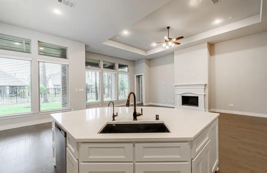 **This is a representative photo** **This is a representative photo**