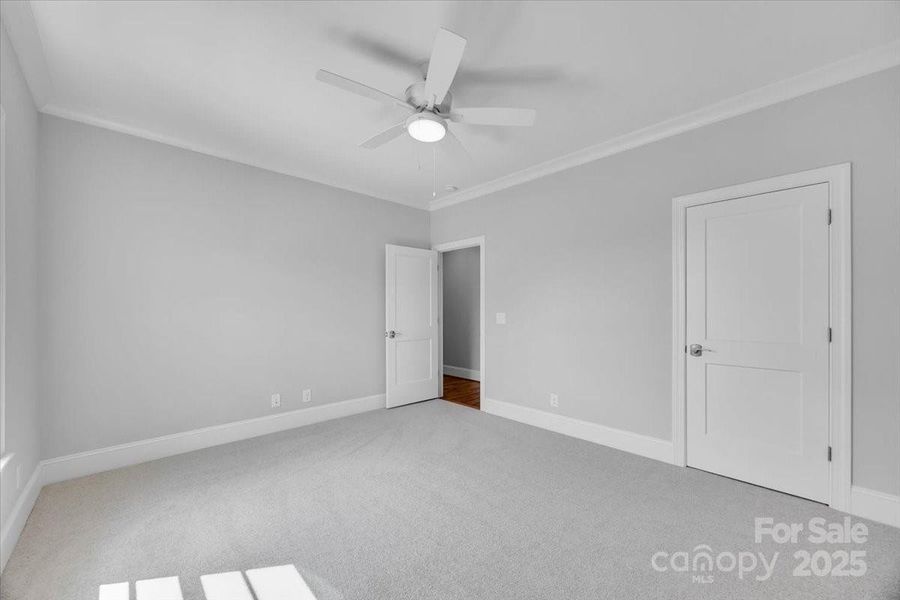 Spacious, unfurnished interior of a new home in , Simpsonville (Image 24).