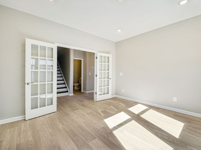 Spacious, unfurnished interior of a new home in Watkins Glen, Raleigh (Image 14). Spacious, unfurnished interior of a new home in Watkins Glen, Raleigh (Image 14).