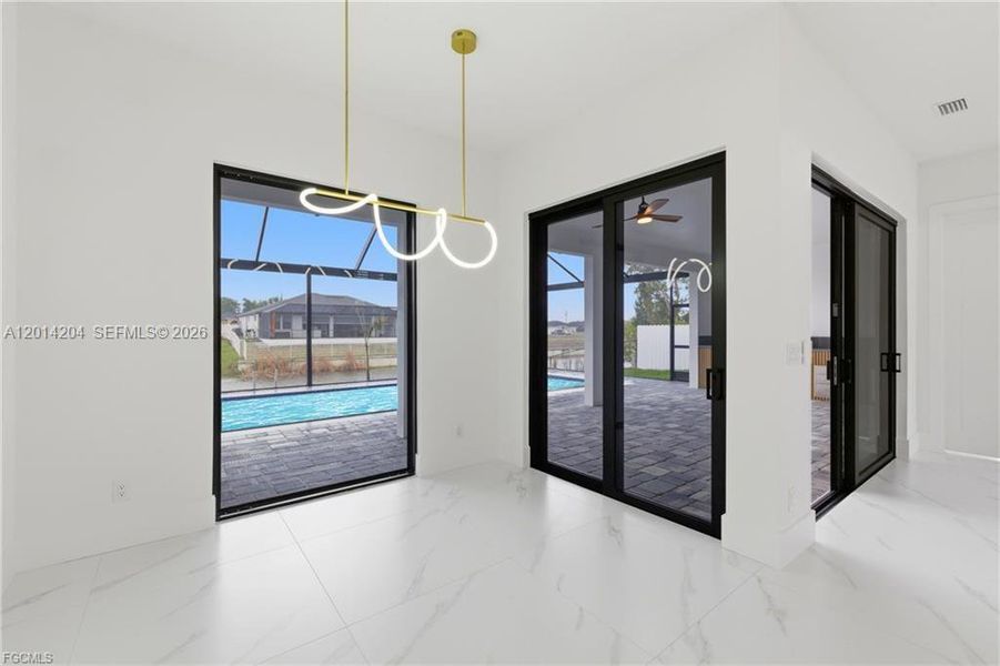 Spacious, unfurnished interior of a new home in , Cape Coral (Image 34).