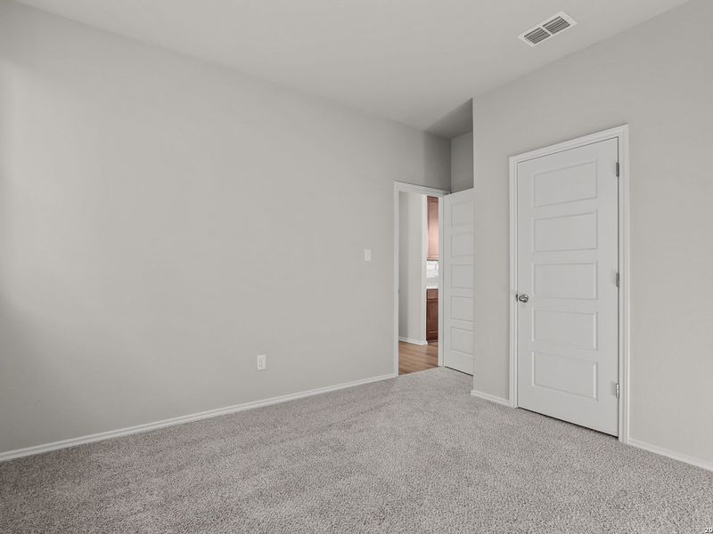 Spacious, unfurnished interior of a new home in Applewhite Meadows, San Antonio (Image 29). Spacious, unfurnished interior of a new home in Applewhite Meadows, San Antonio (Image 29).