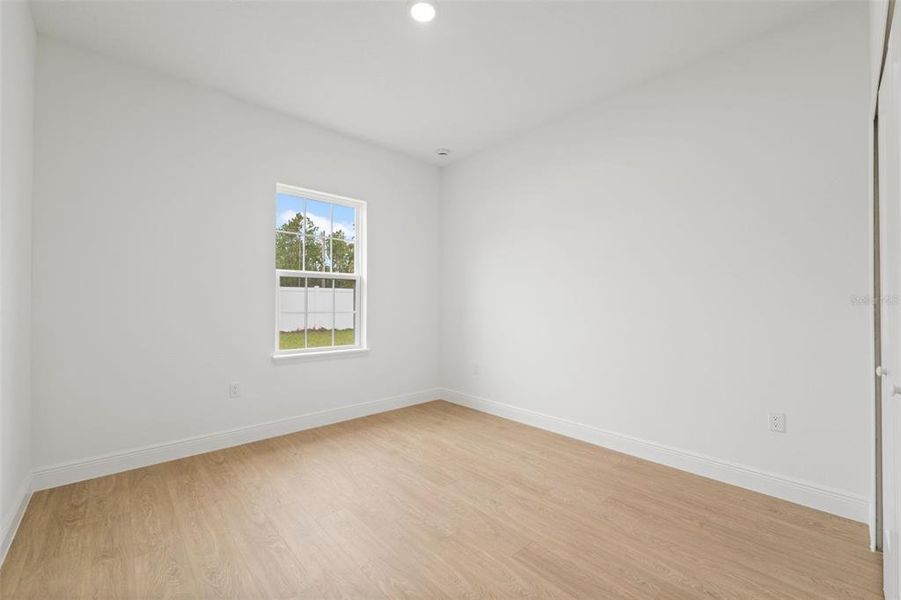Spacious, unfurnished interior of a new home in , Ocala (Image 34).
