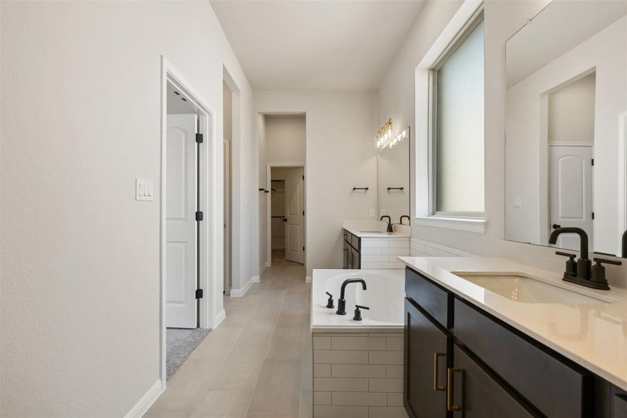 Representative images and renderings are for illustrative purposes. Actual structural options and design finishes of home may vary. Representative images and renderings are for illustrative purposes. Actual structural options and design finishes of home may vary.