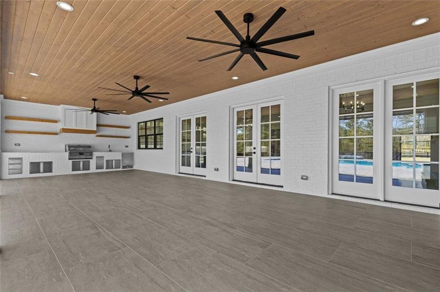 Exterior details and patio area of a home in , Dacula (Image 4).