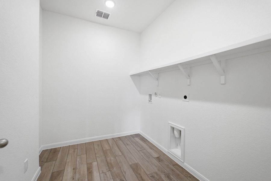 Spacious, unfurnished interior of a new home in Megan's Landing, Castroville (Image 34). Spacious, unfurnished interior of a new home in Megan's Landing, Castroville (Image 34).