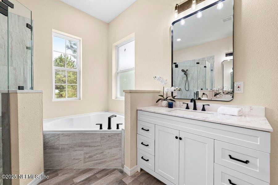 Furnished interior view inside a new home in , Jacksonville (Image 9).