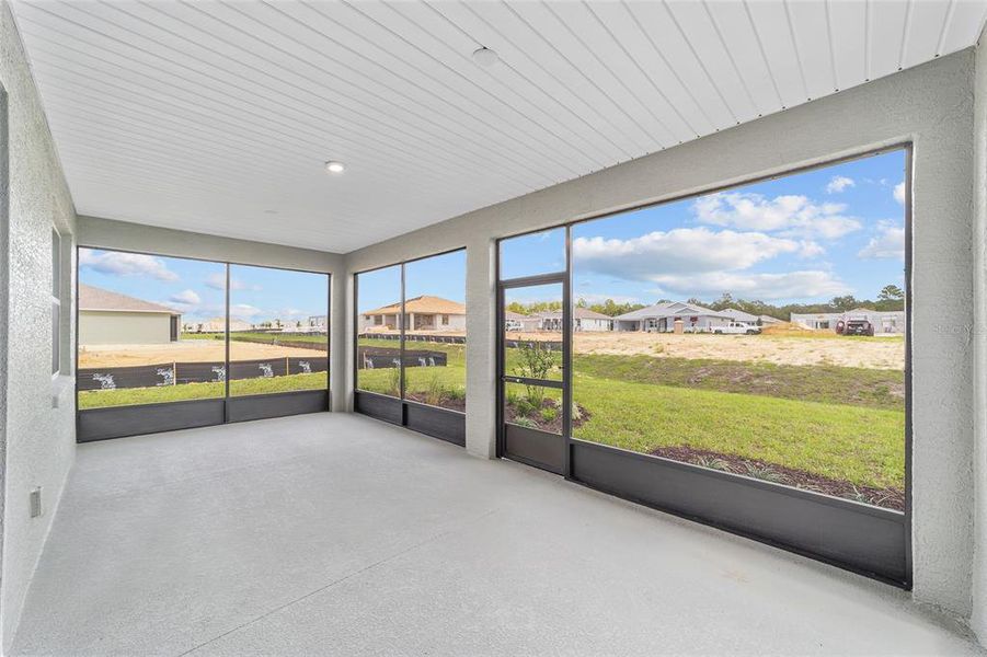 Exterior details and patio area of a home in , Ocala (Image 26). Exterior details and patio area of a home in , Ocala (Image 26).