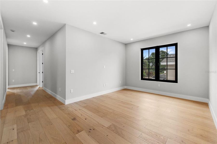 Spacious, unfurnished interior of a new home in , Orlando (Image 48). Spacious, unfurnished interior of a new home in , Orlando (Image 48).