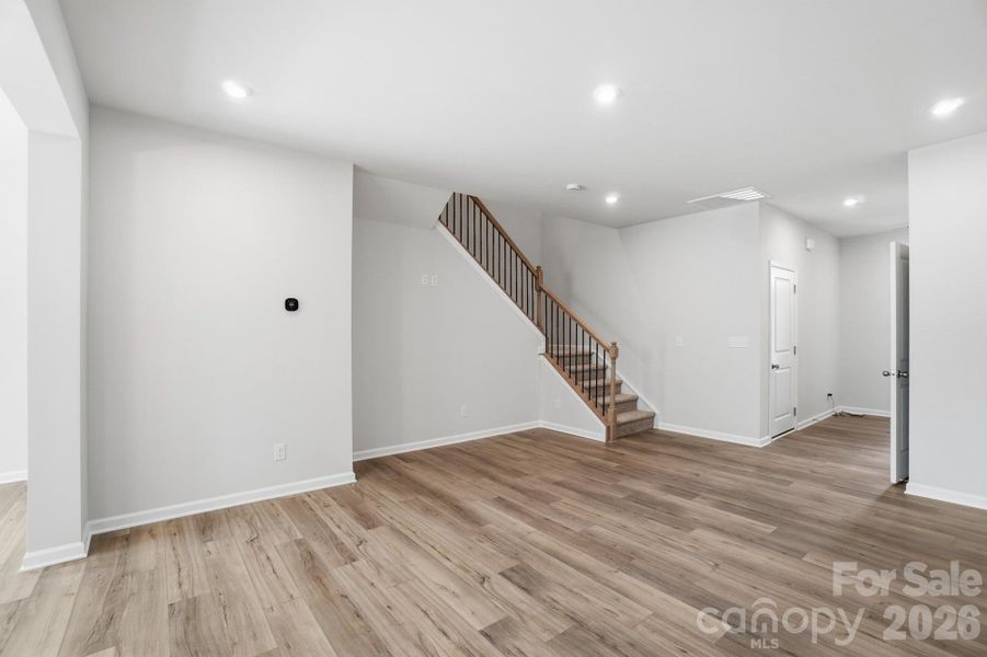 Spacious, unfurnished interior of a new home in Arbor Chase, Clover (Image 19). Spacious, unfurnished interior of a new home in Arbor Chase, Clover (Image 19).