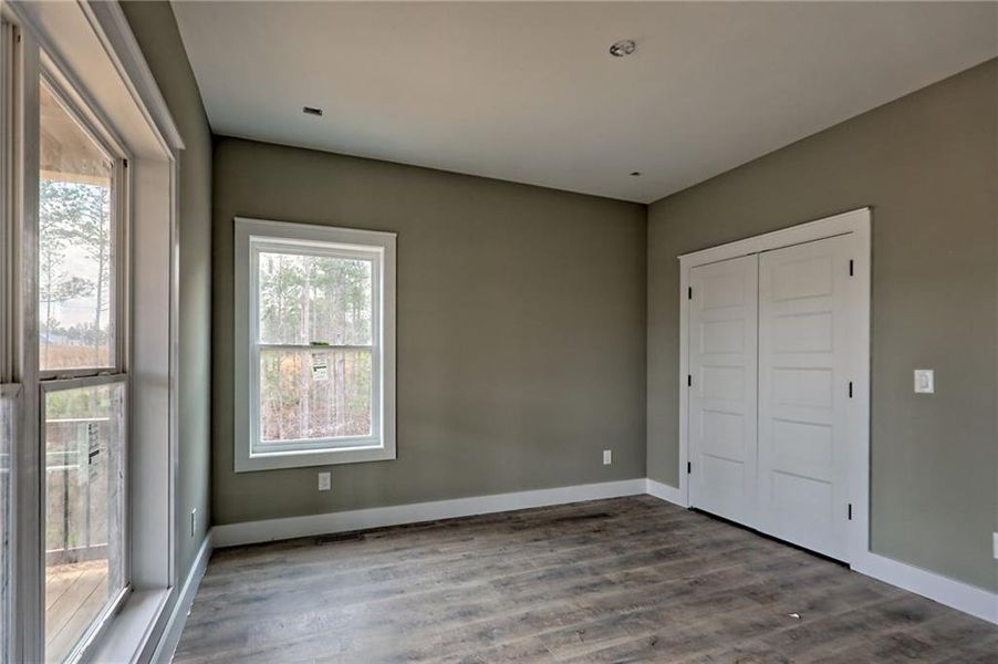 Spacious, unfurnished interior of a new home in , Talking Rock (Image 17).