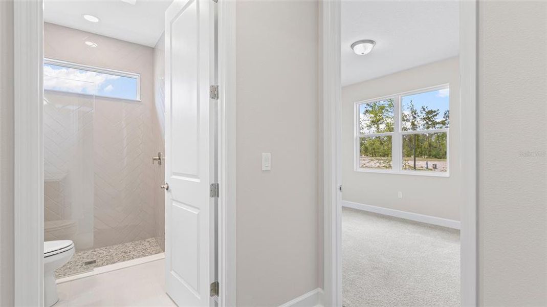 Spacious, unfurnished interior of a new home in Cresswind DeLand, Deland (Image 34).