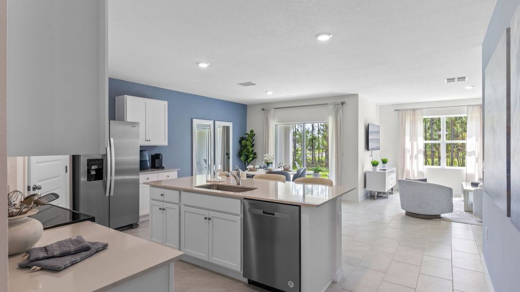 Furnished interior view inside a new home in Sun N Lake, Sebring (Image 11).