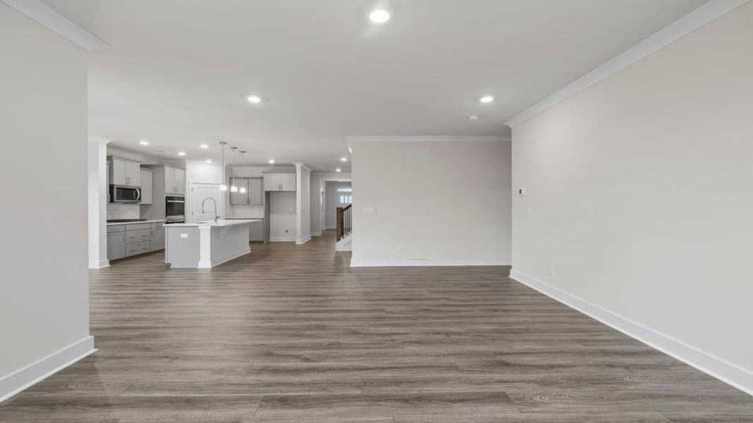 Spacious, unfurnished interior of a new home in Cottonwood Ridge, Piedmont (Image 20). Spacious, unfurnished interior of a new home in Cottonwood Ridge, Piedmont (Image 20).