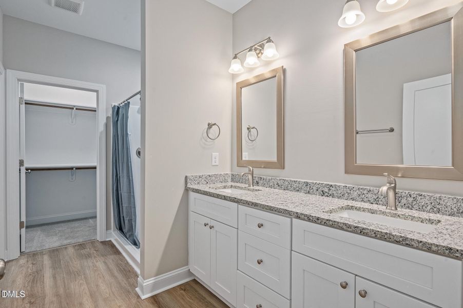 20260105213212784709000000-o