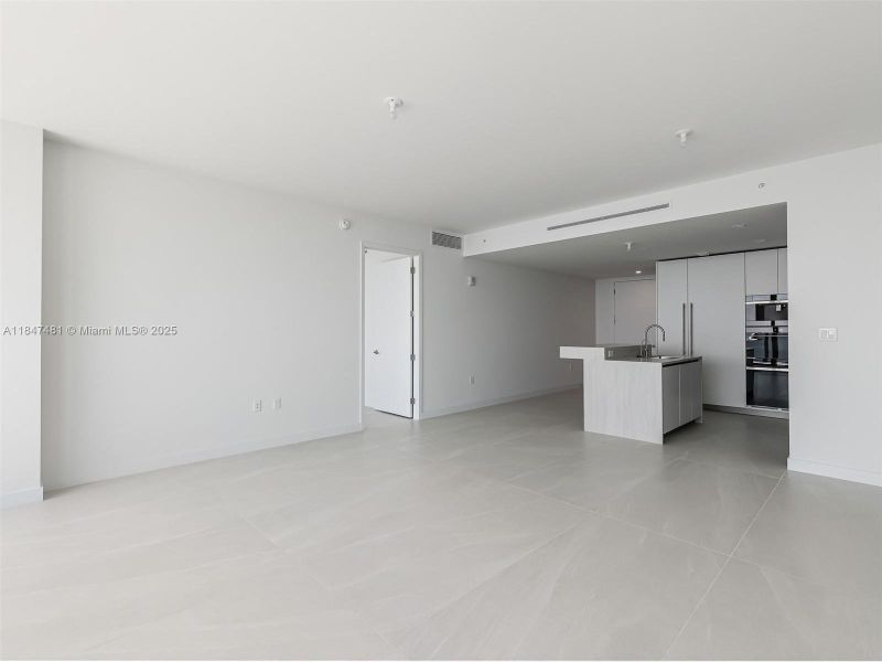 Spacious, unfurnished interior of a new home in Casamar, Pompano Beach (Image 36). Spacious, unfurnished interior of a new home in Casamar, Pompano Beach (Image 36).