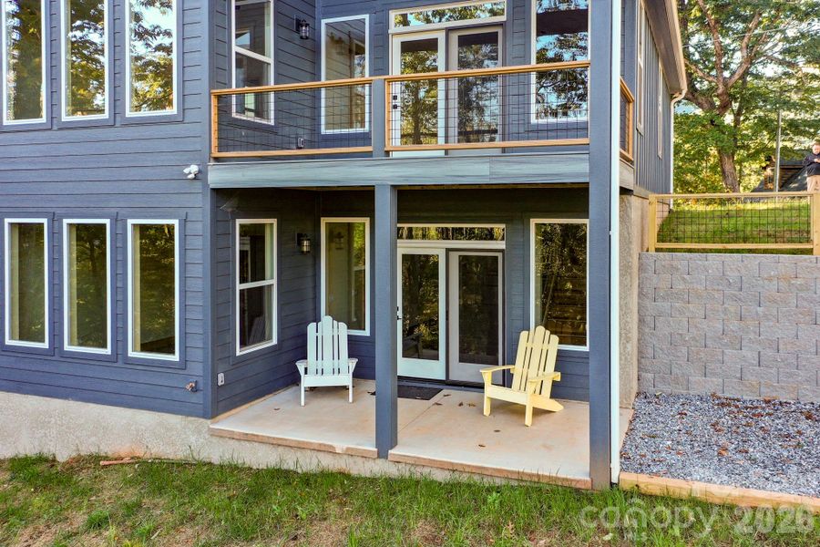 Exterior details and patio area of a home in , Lake Lure (Image 24).