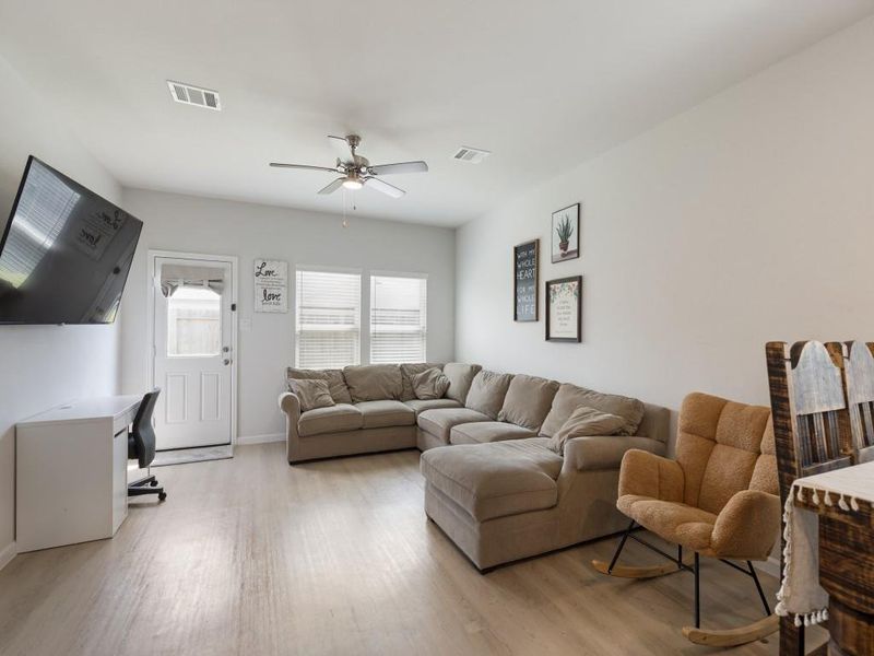 Furnished interior view inside a new home in , Conroe (Image 10).