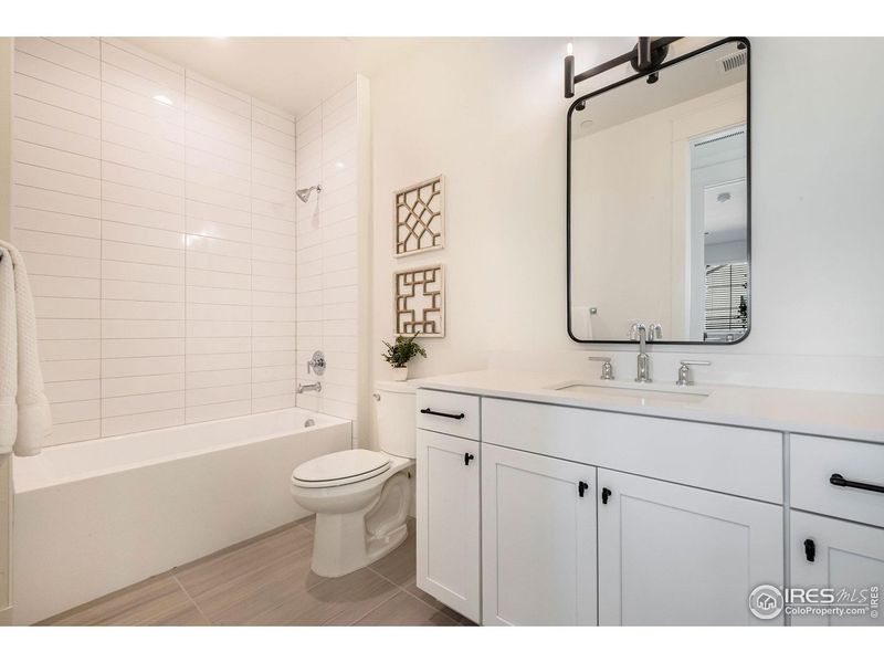 Furnished interior view inside a new home in Eagle Brook Meadows, Loveland (Image 10).