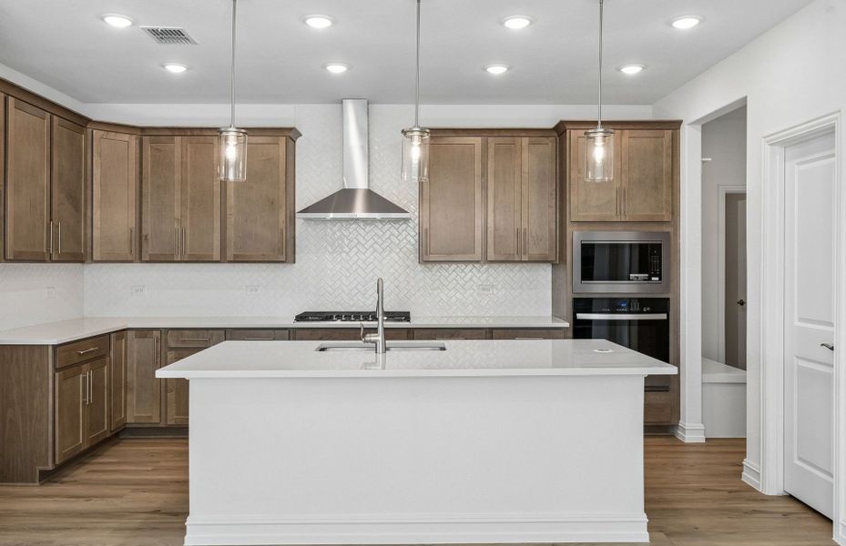 Furnished interior view inside a new home in Highland Lakes, McKinney (Image 10).