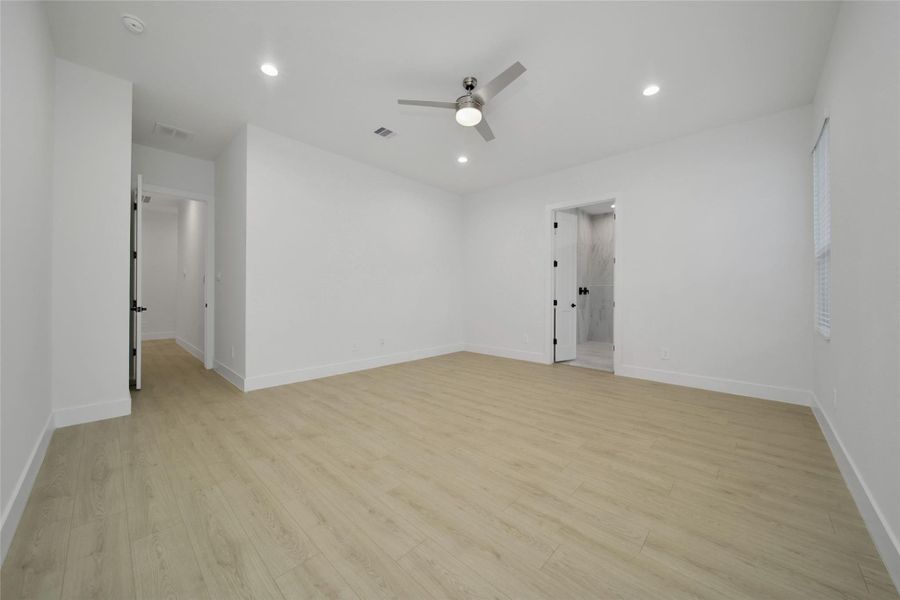 Spacious, unfurnished interior of a new home in Butlers Bend Estates, Pinehurst (Image 31).