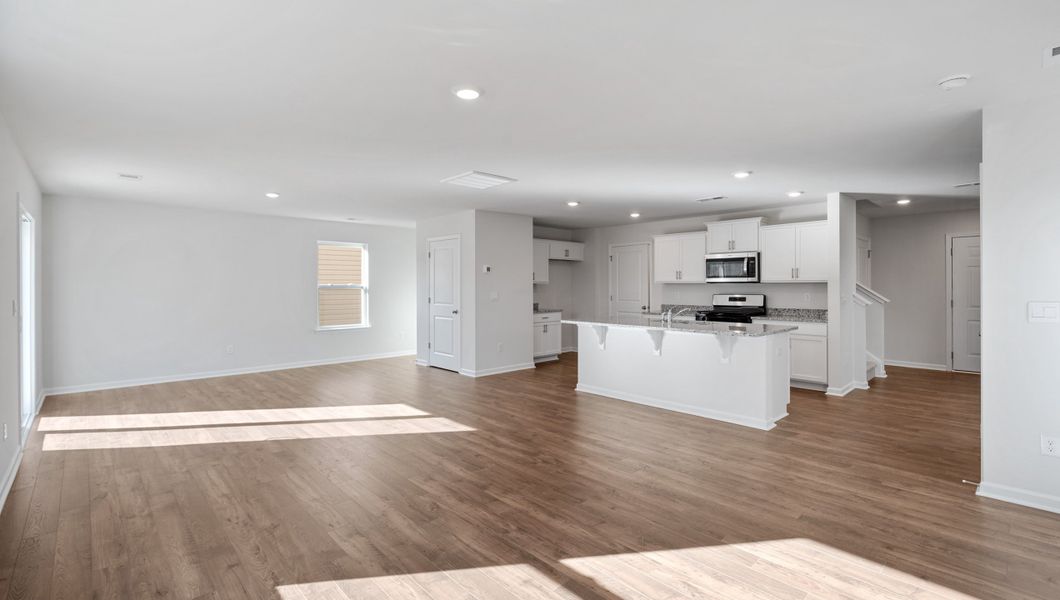 Representative unfurnished interior of a home built from the Elston by D.R. Horton in Paddock Point, Roebuck (Image 17).