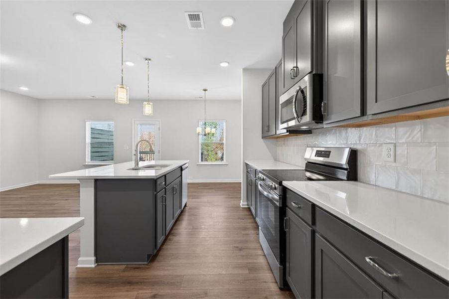 Furnished interior view inside a new home in Franklin Manor, Lawrenceville (Image 16).