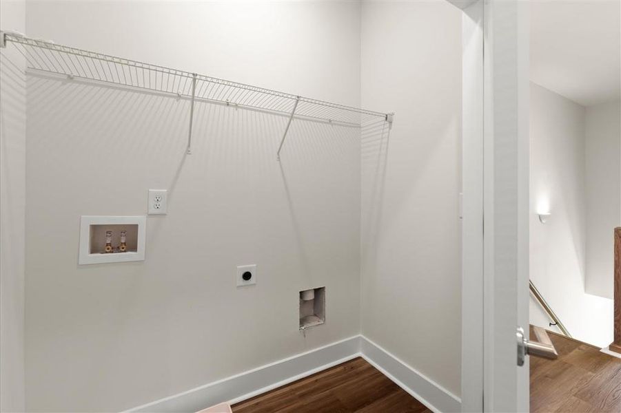 Spacious, unfurnished interior of a new home in , Atlanta (Image 25). Spacious, unfurnished interior of a new home in , Atlanta (Image 25).