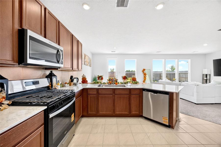 Furnished interior view inside a new home in , Katy (Image 15).